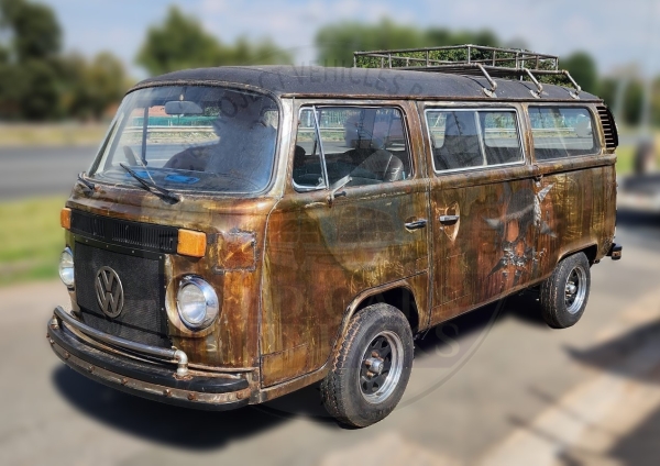  Old School Volkswagen Kombi